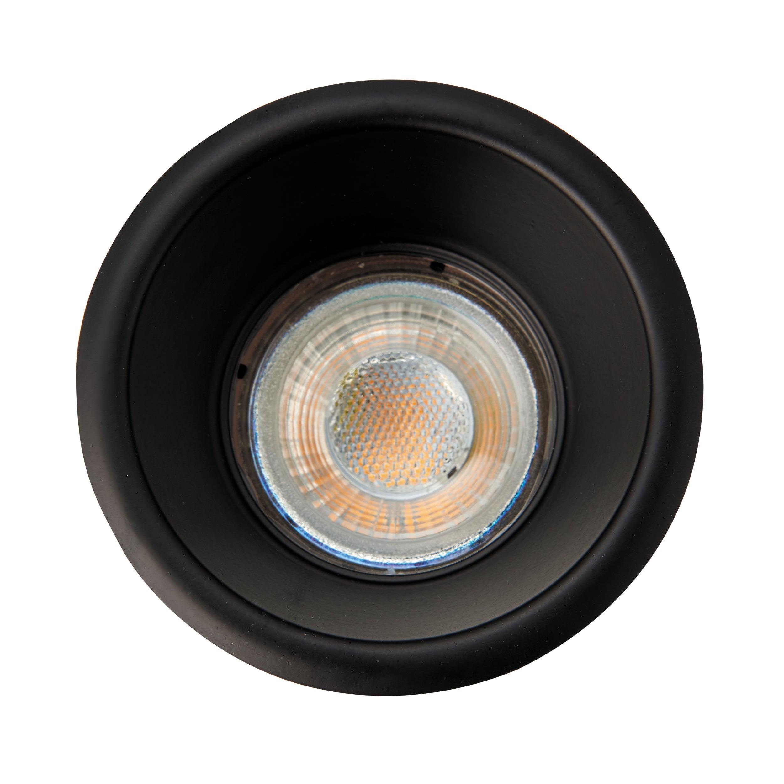 speculo black anti glare recessed ceiling light ip65 50w by saxby lighting, close up image 215