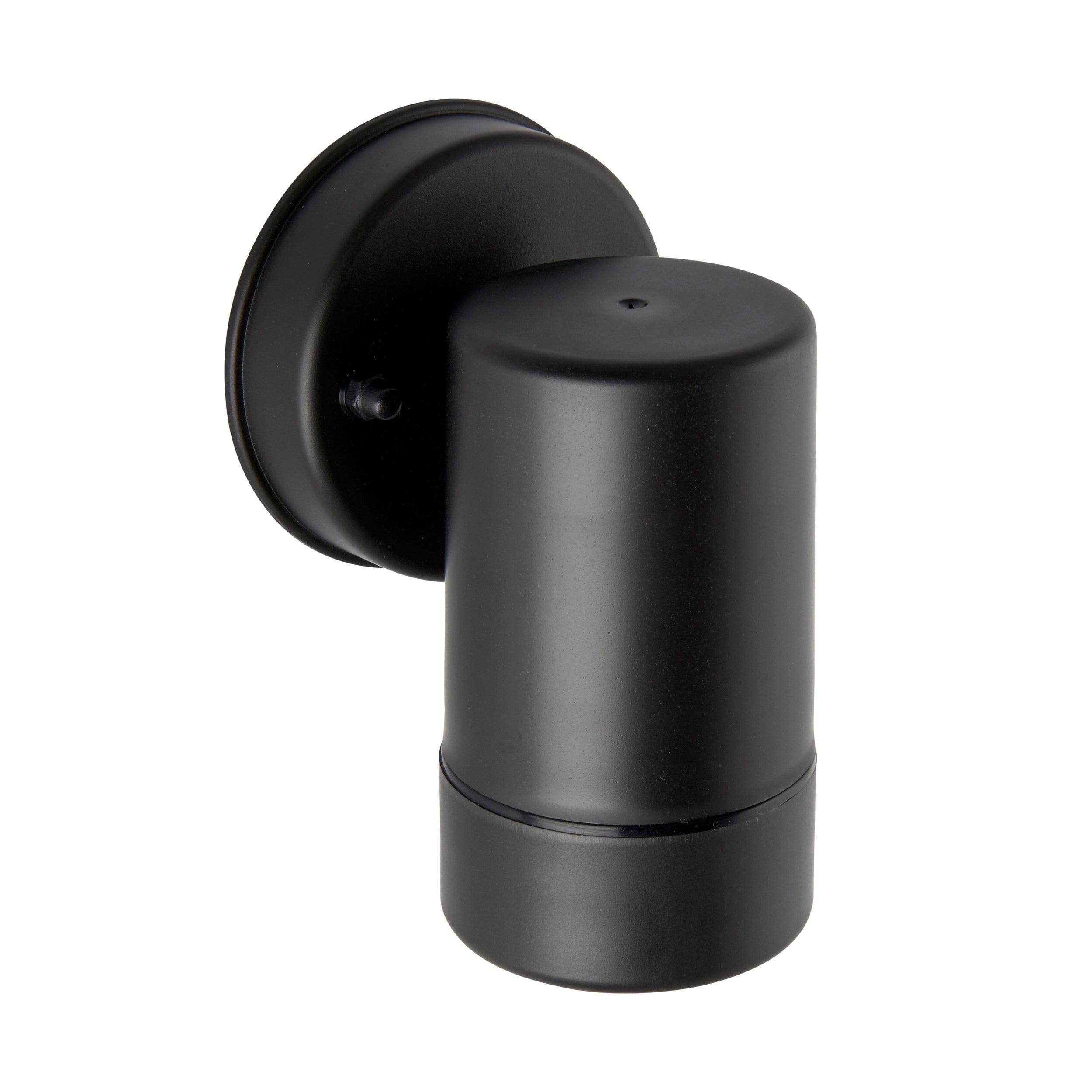 icarus black outdoor wall light ip44 7wby Saxby Lighting, close up image