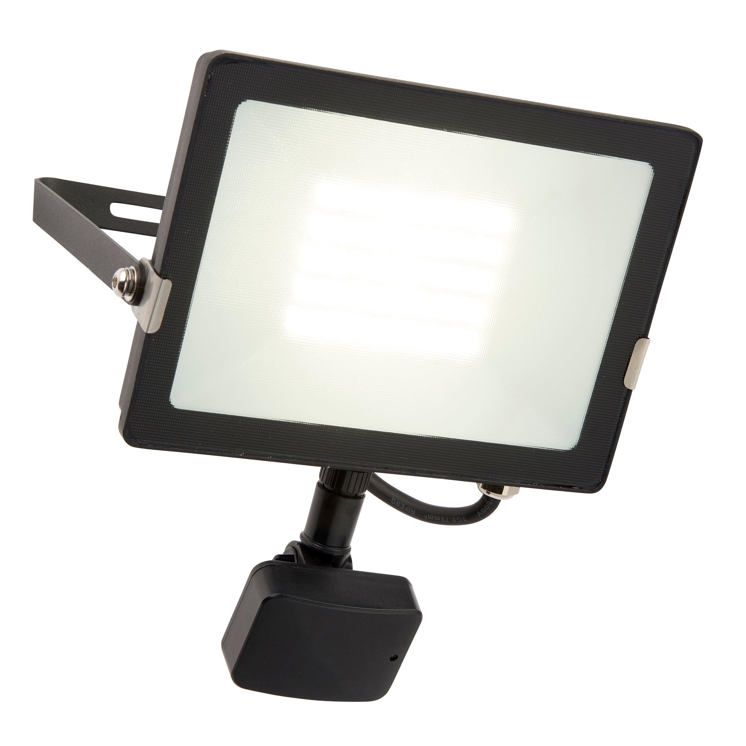 salde photocell sensor ip65 by saxby lighting, close up image 106