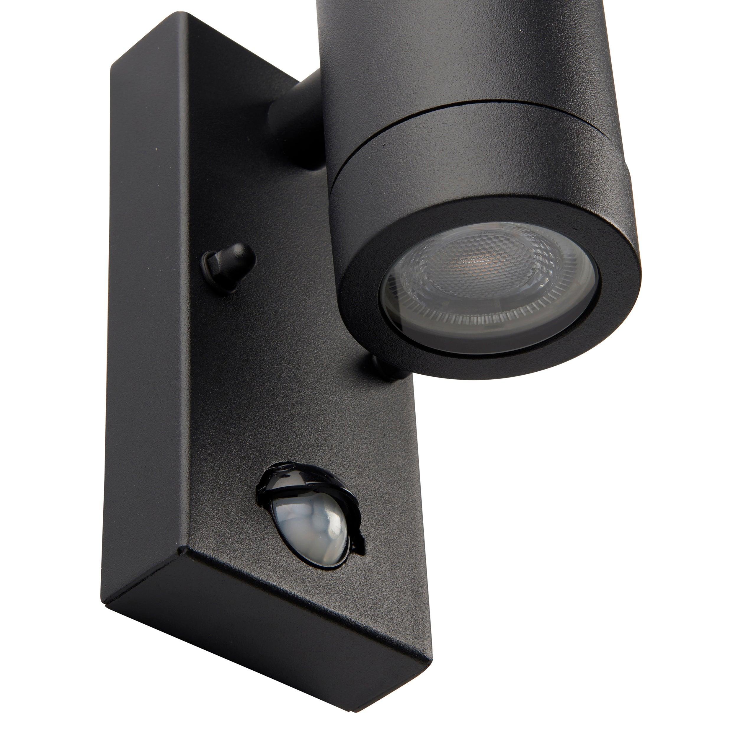 odyssey pir black twin outdoor wall light ip44 7w by saxby lighting, close up image 55