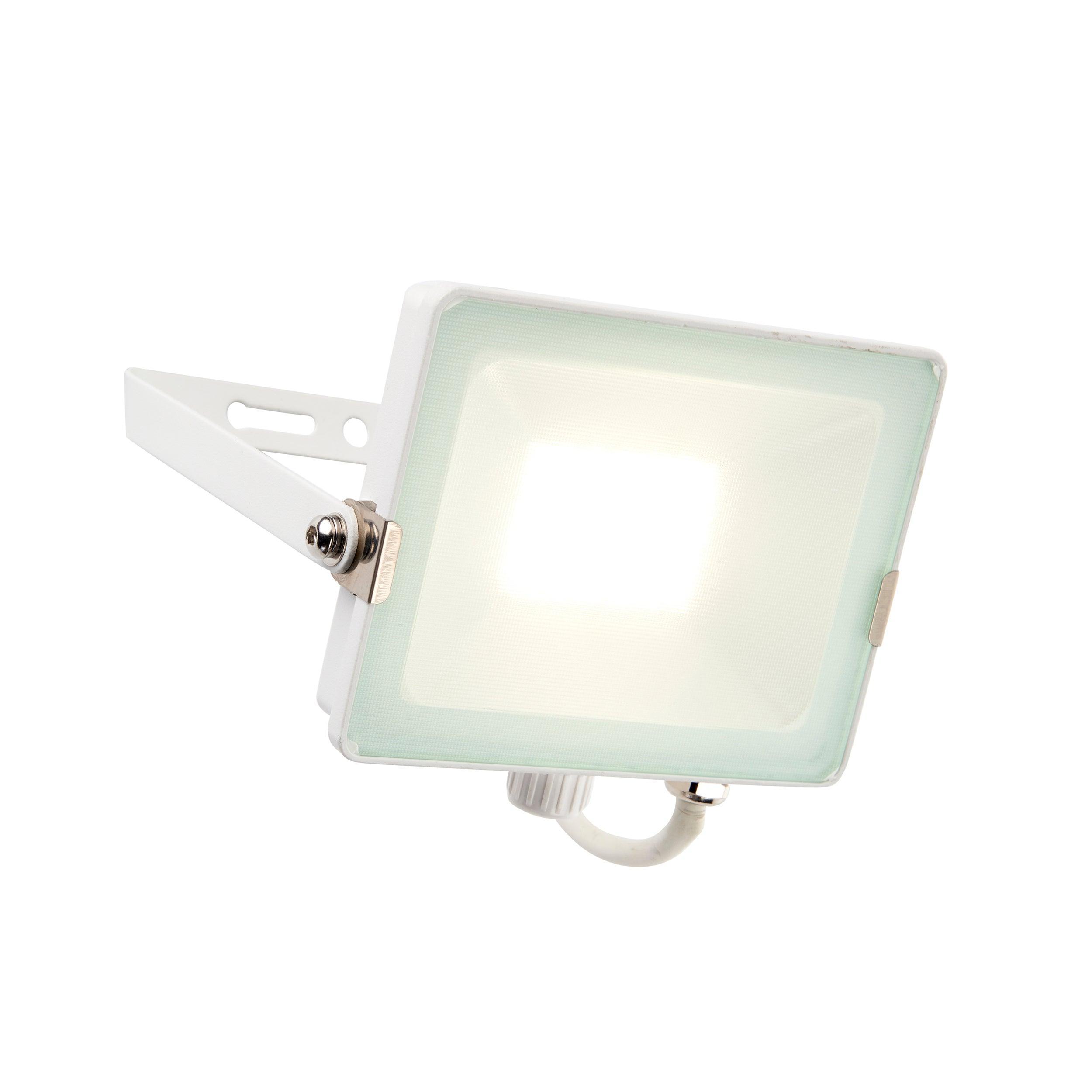 salde ip65 white led flood light 30w cool whiteby saxby lighting