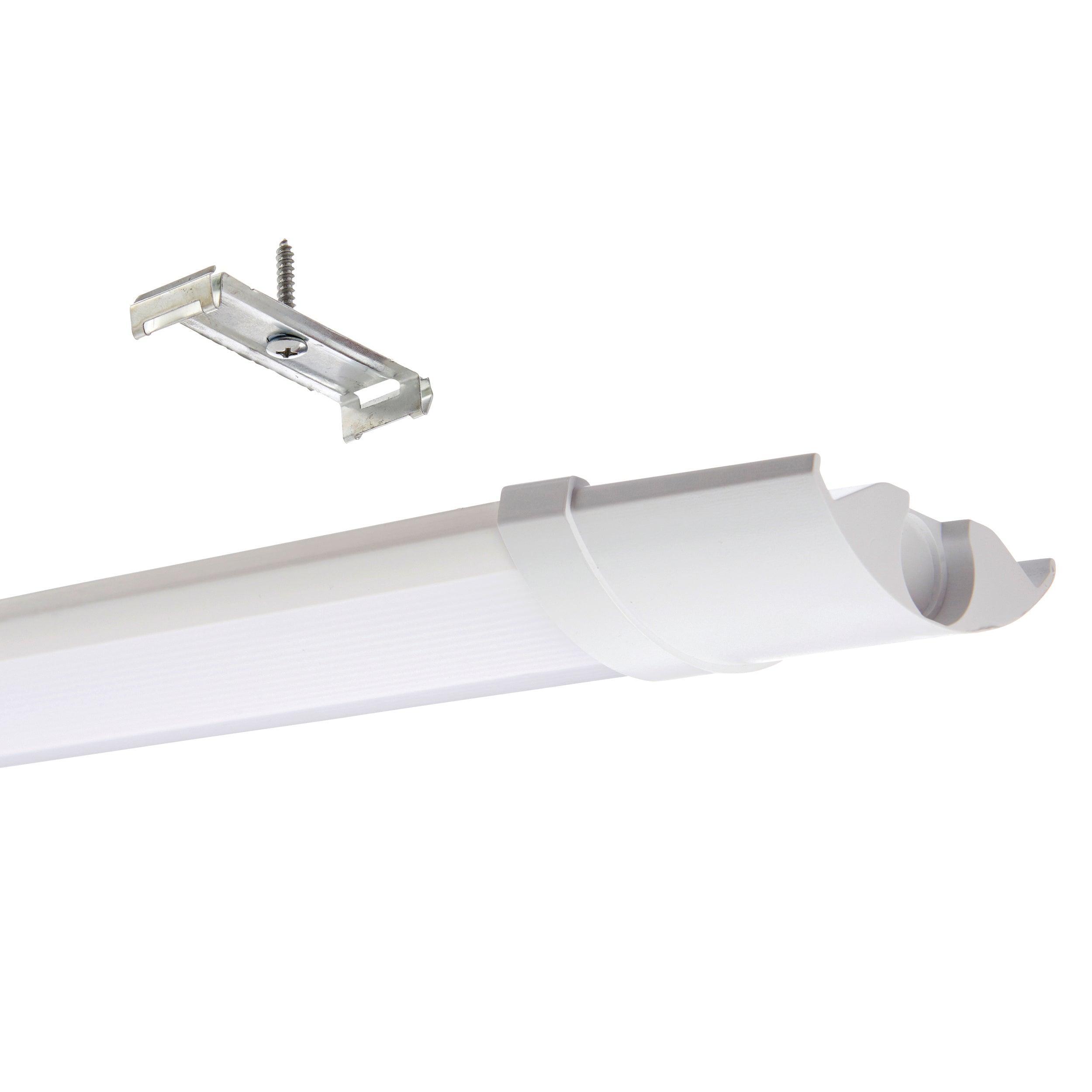 reeve 2 daylight white 2ft led batten light ip65 18w by saxby lighting, close up image 432