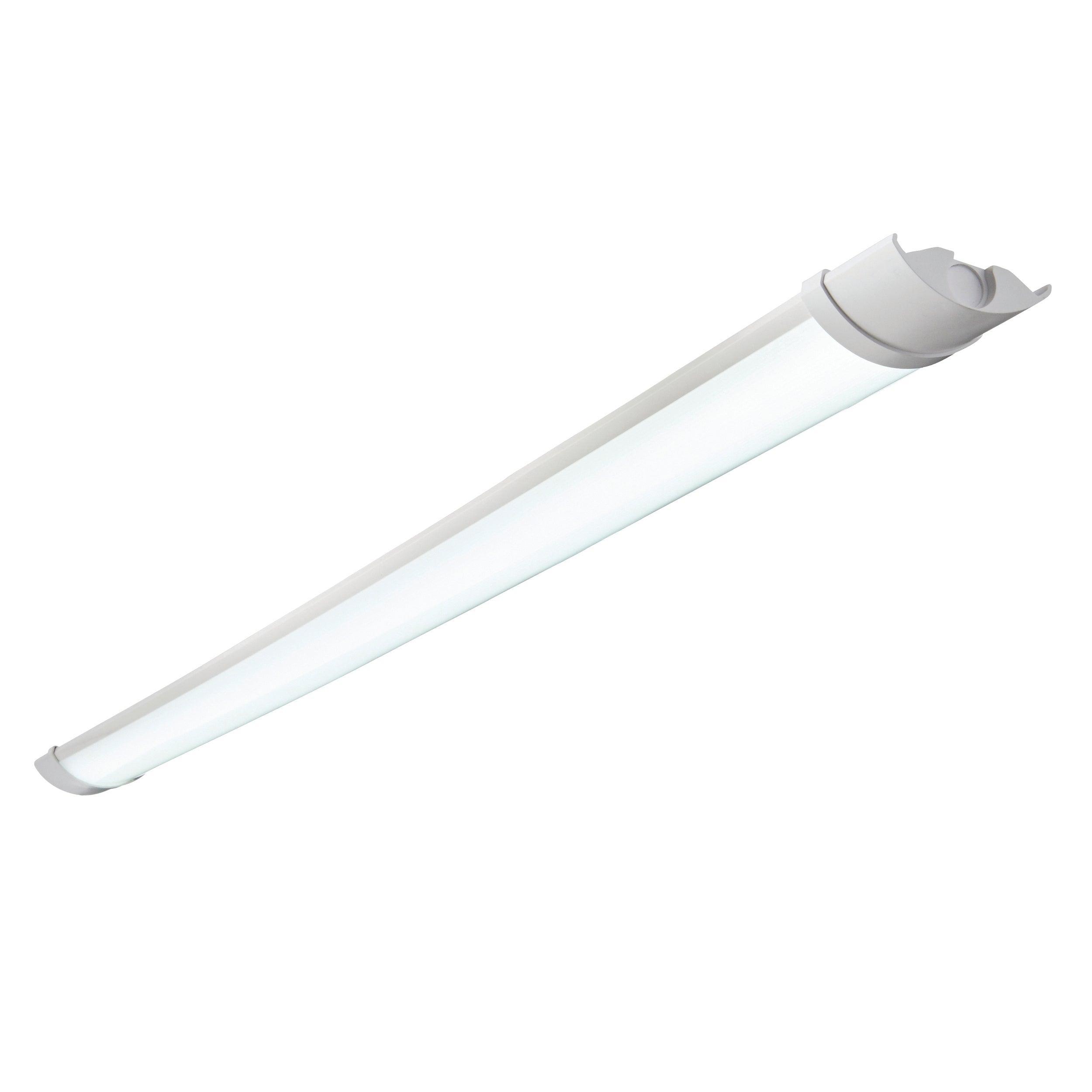 reeve 2 daylight white 4ft led batten light ip65 33wby saxby lighting