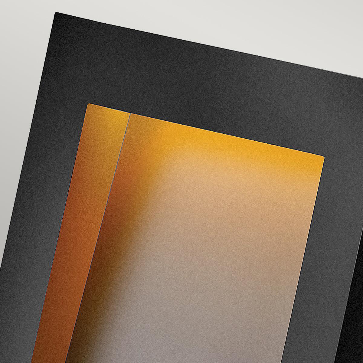 hinkley taper led large outdoor wall lantern Close Up