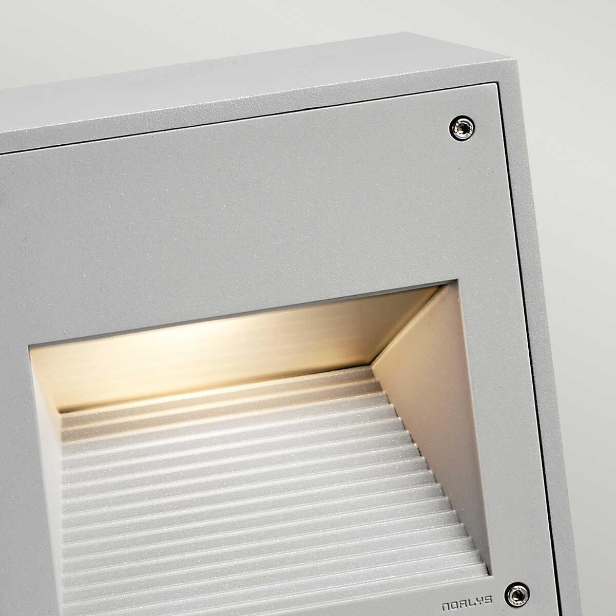 norlys namsos led short aluminium outdoor bollard light Close Up