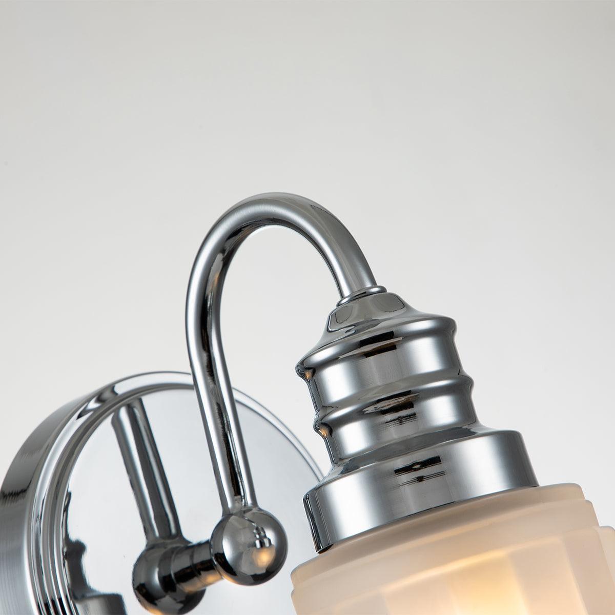 quoizel swell 1 light chrome bathroom wall light Close Up