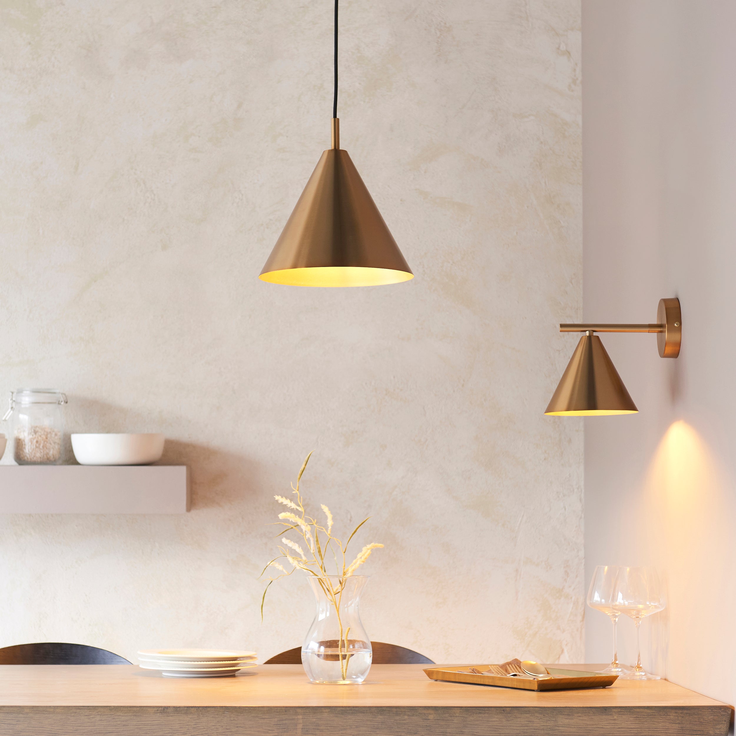 Cape Brass Wall Light