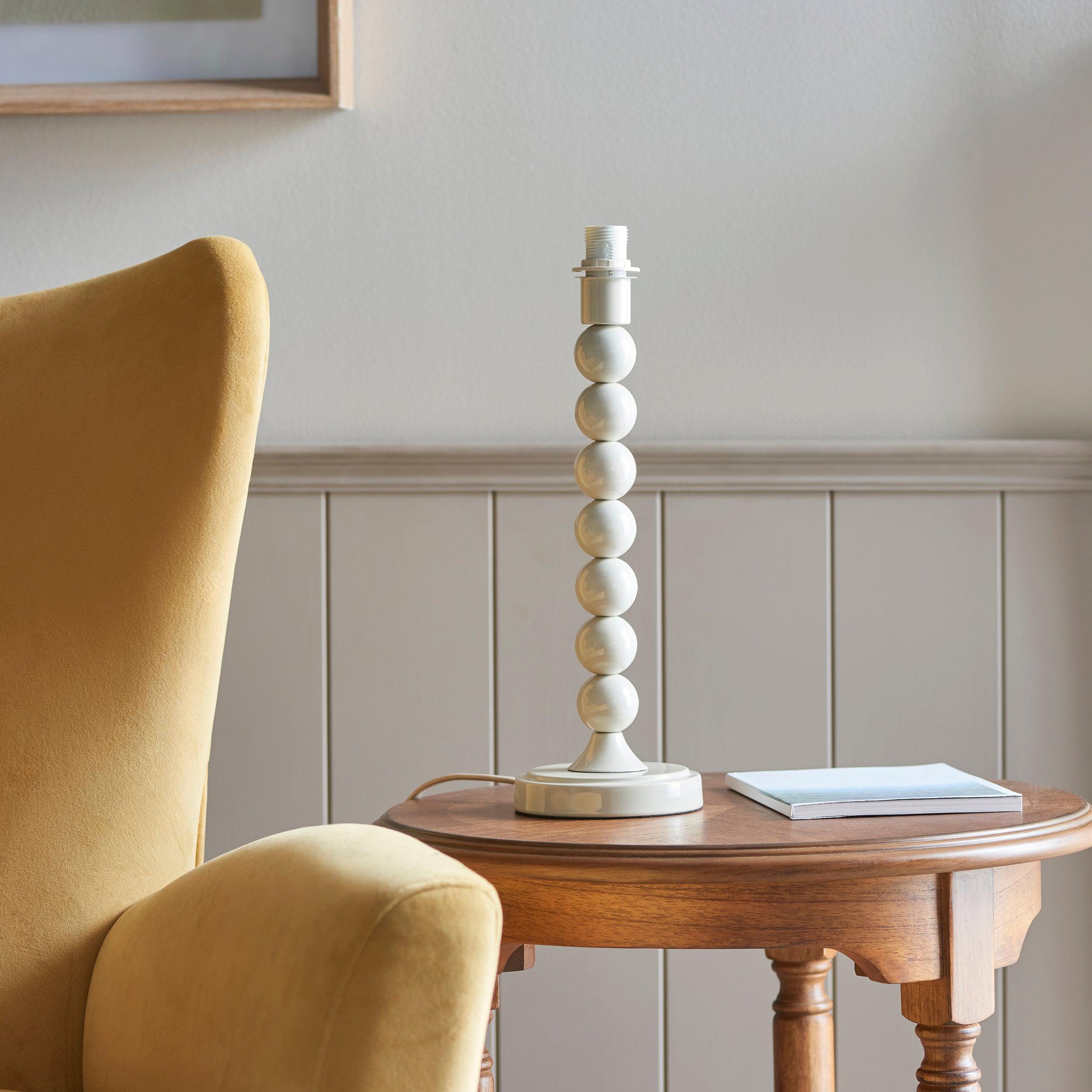 Higgledy White Table Lamp & Ripple 25cm Pearl Grey Shade