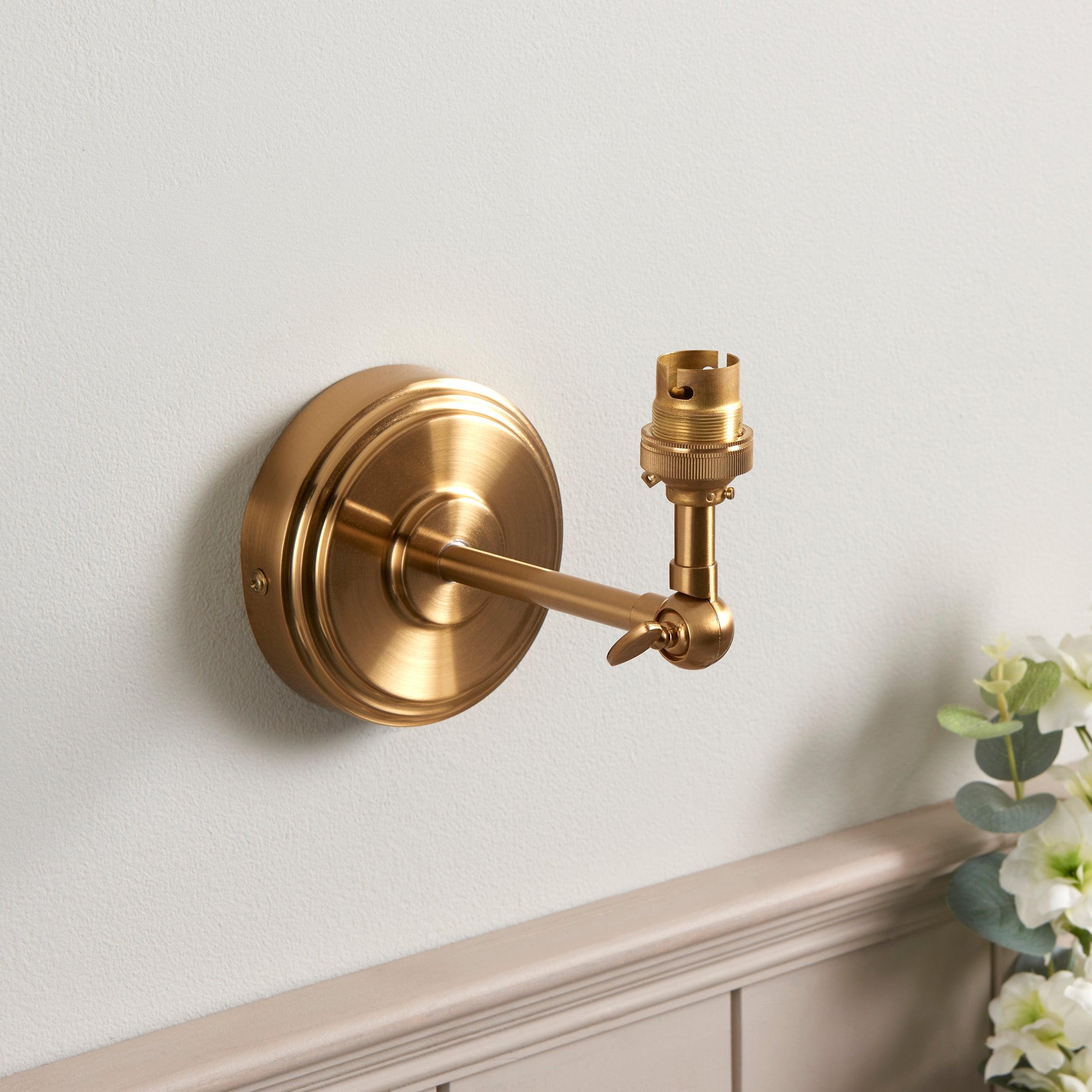 Step Wing Brass Wall Light Fitting
