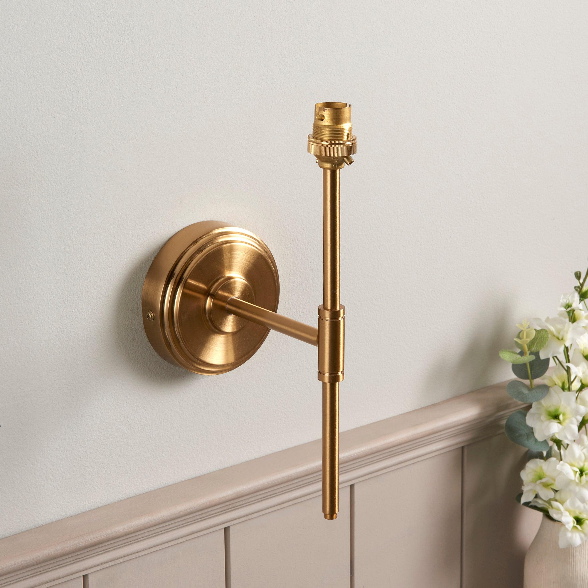 Step T Bar Brass Wall Light Fitting