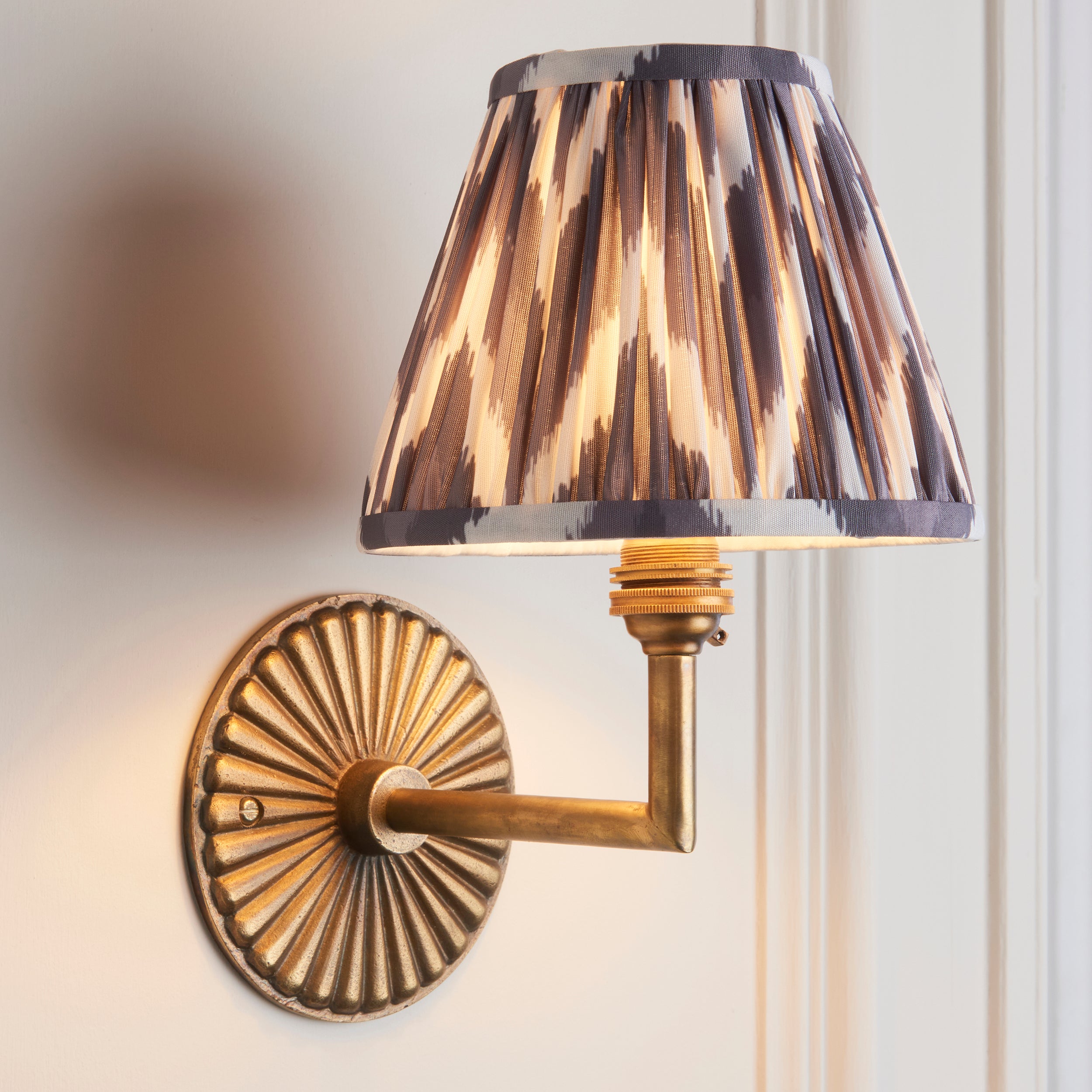 Dahlia Angle Brass Patina Wall Light & Grey Zigzag 16cm Shade