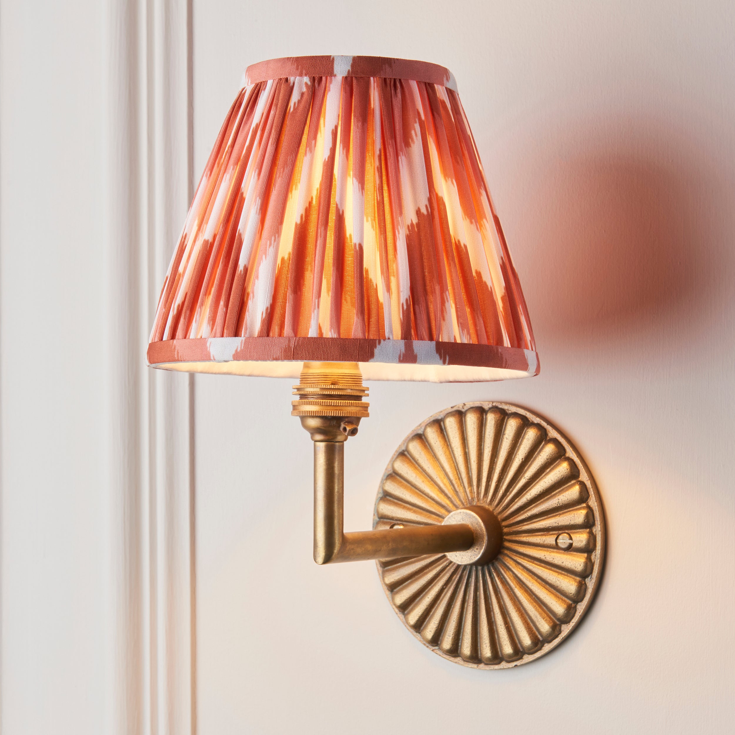 Dahlia Angle Brass Patina & Orange Zigzag 16cm Shade