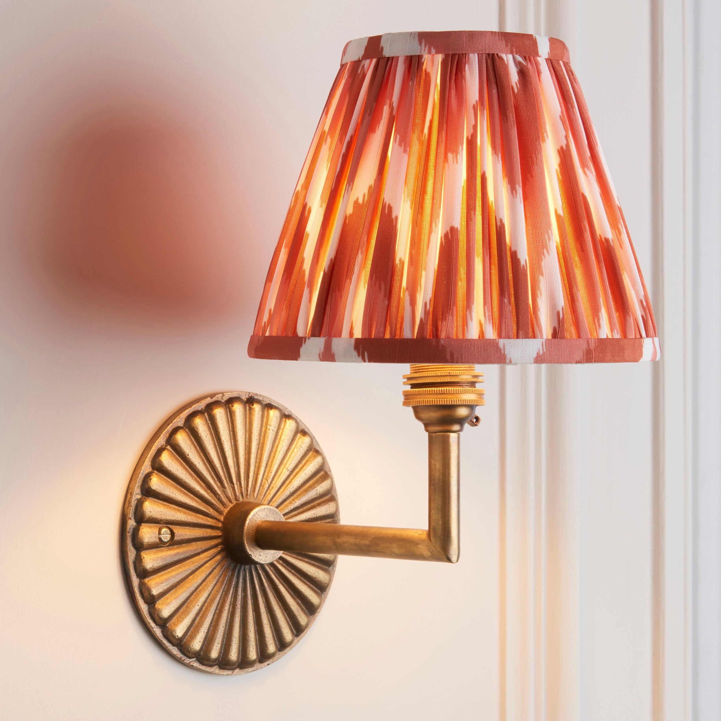 Dahlia Angle Brass Patina & Orange Zigzag 16cm Shade