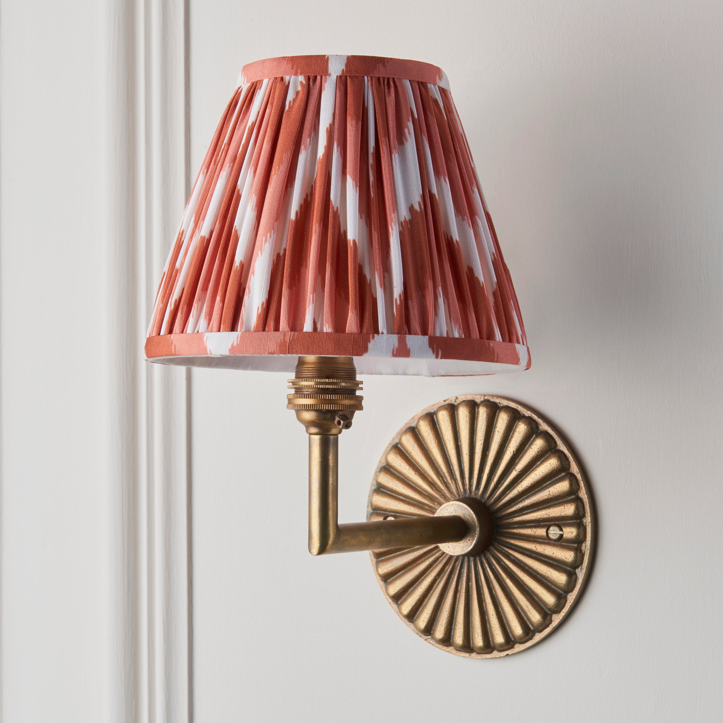 Dahlia Angle Brass Patina & Orange Zigzag 16cm Shade