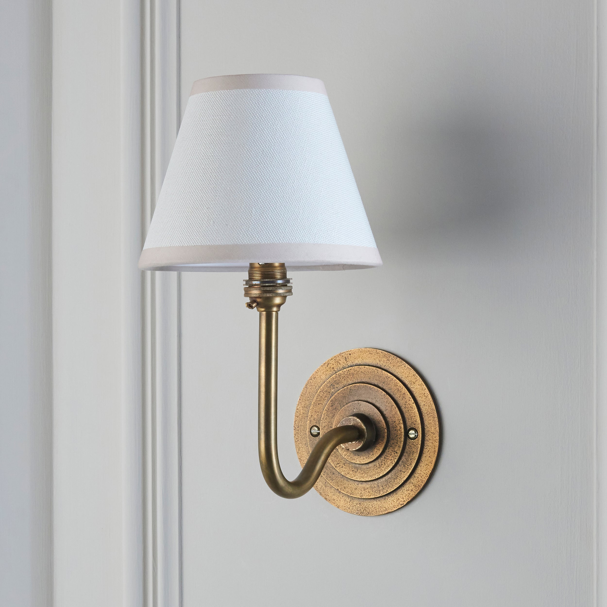 Halo Swan Brass Wall Light &White Ivy 16cm Shade