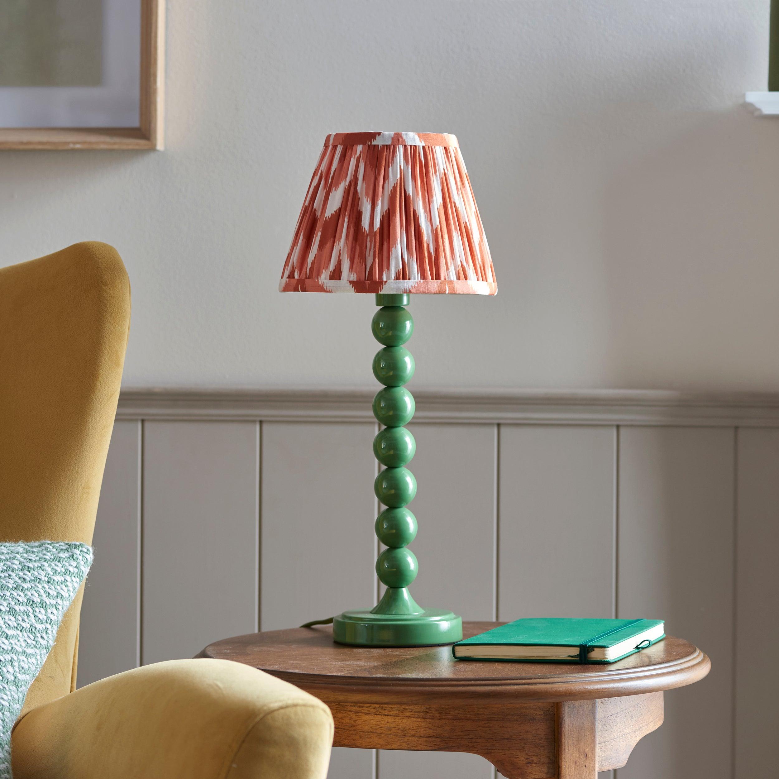 Higgledy Green Table Lamp & Zigzag 20cm Apricot Orange Shade