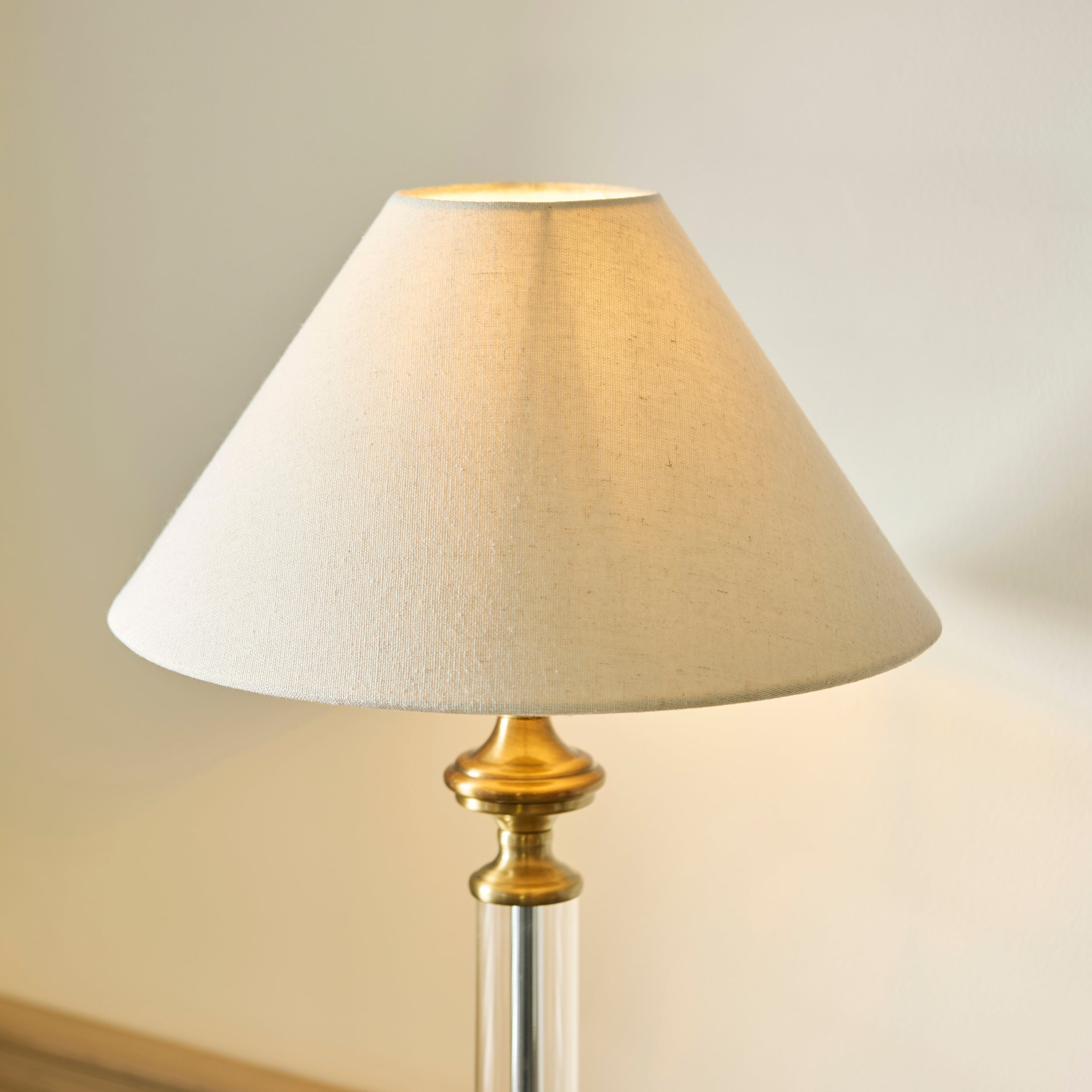 Avebury 1 Light Brass Table Lamp & Avalon 31cm Faux Linen Shade