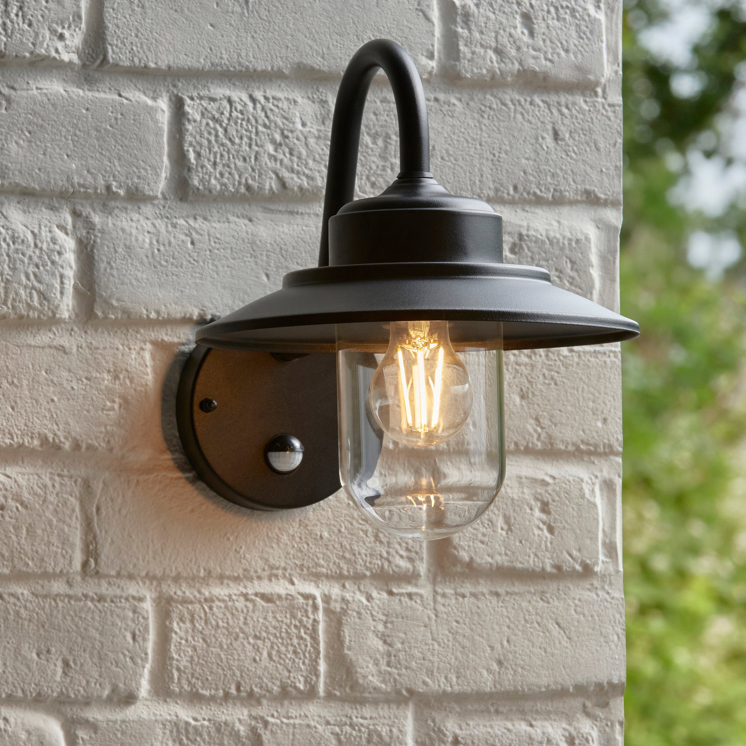 Thornton PIR Black Outdoor Wall Light - IP44