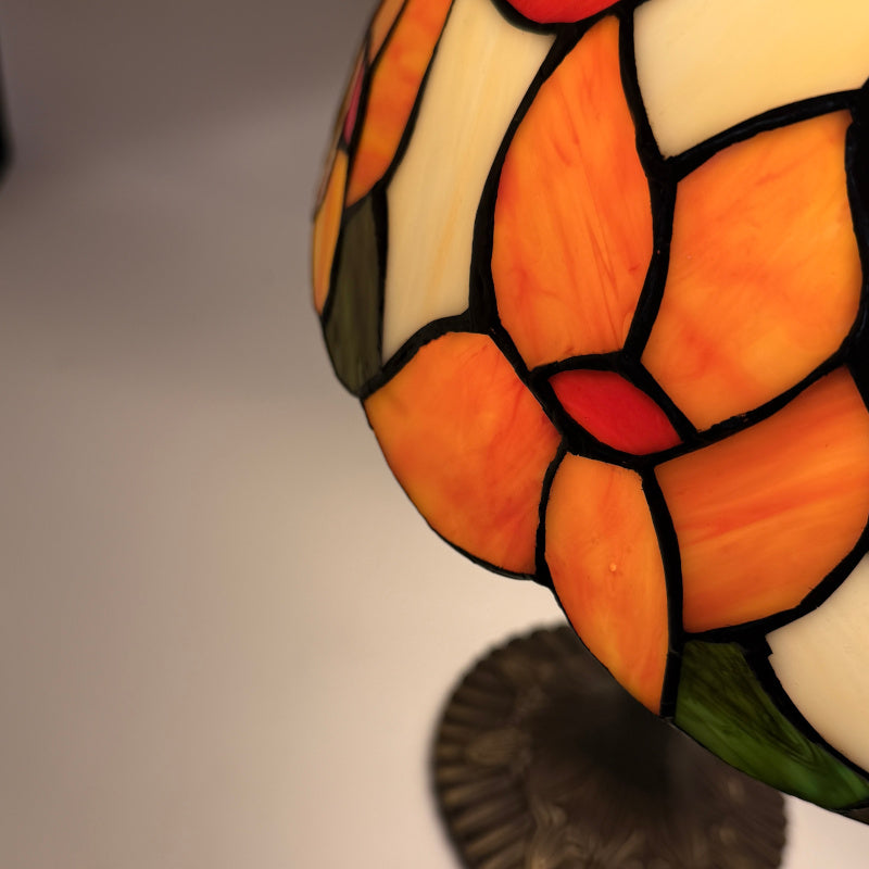 Petunia Tiffany Lamp