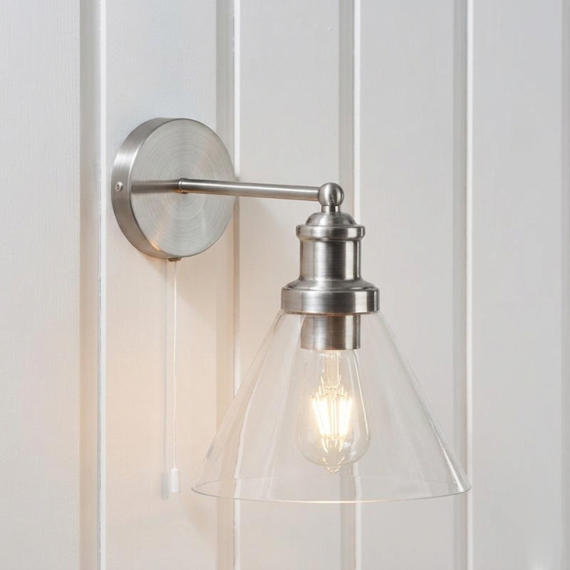 Pyramid Silver Wall Light - Clear Glass Shade - Cord Pull-WAREHOUSE-40-250626