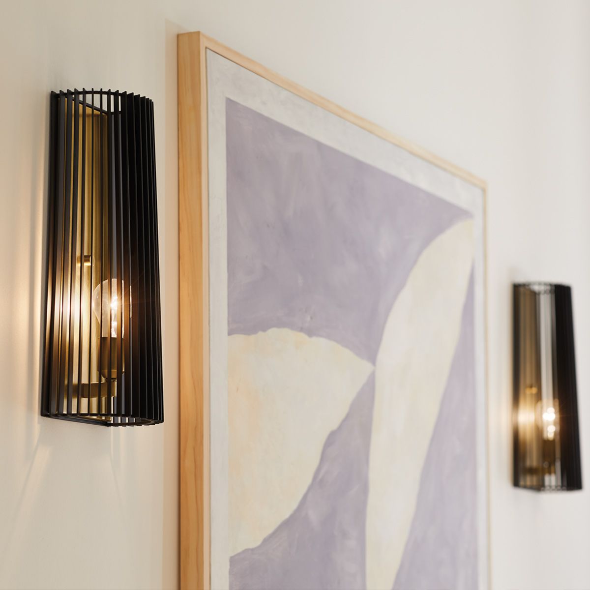 Linara 1 Light Modern Wall Light