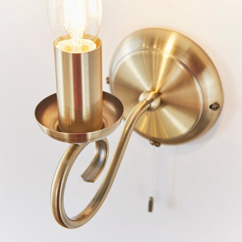 Traditional Wall Lights - Trafford Antique Brass Finish Single Arm Wall Light 180-1AN zoom fitting