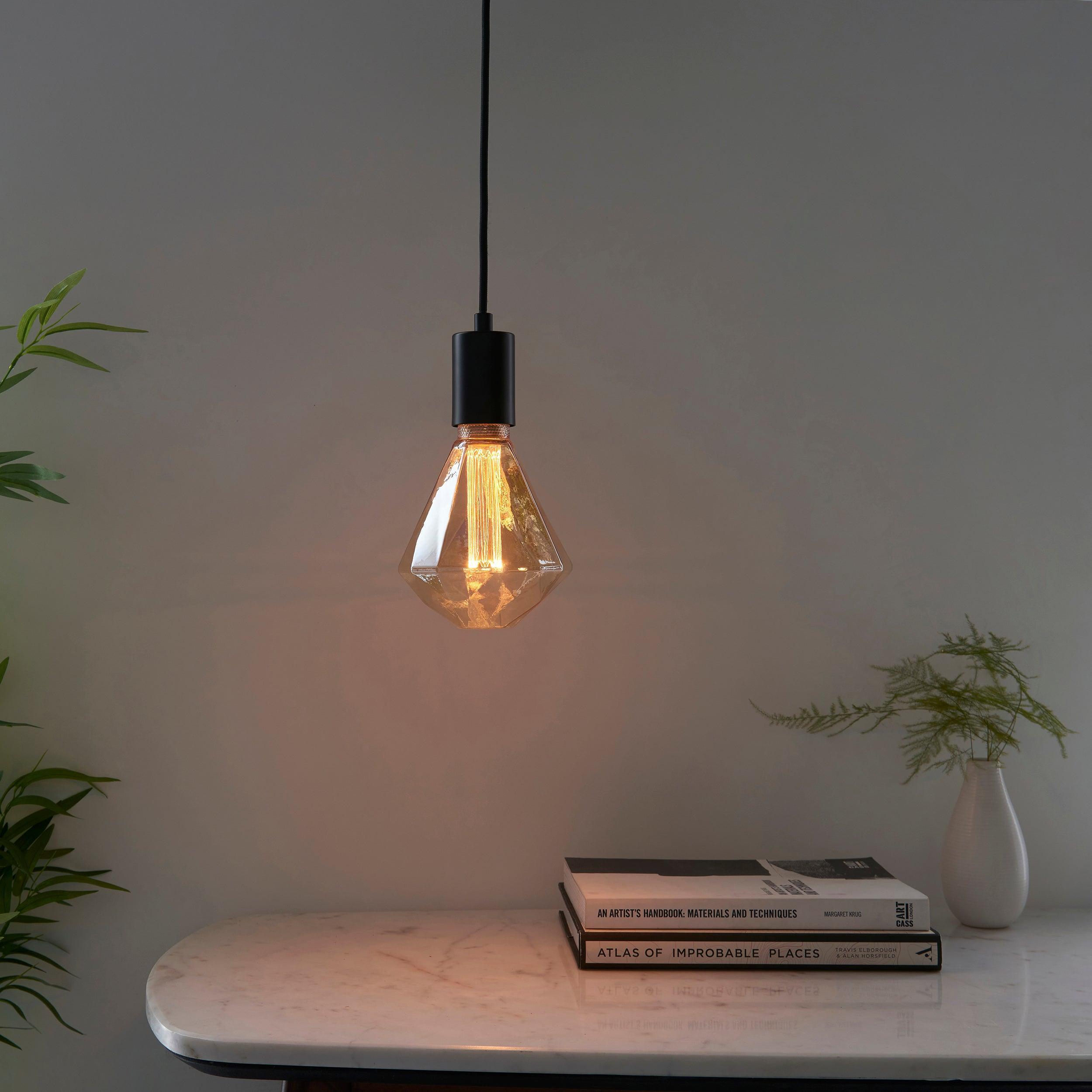 faceted amber tinted decorative 2 4w led e27 light bulb Living room lighting image