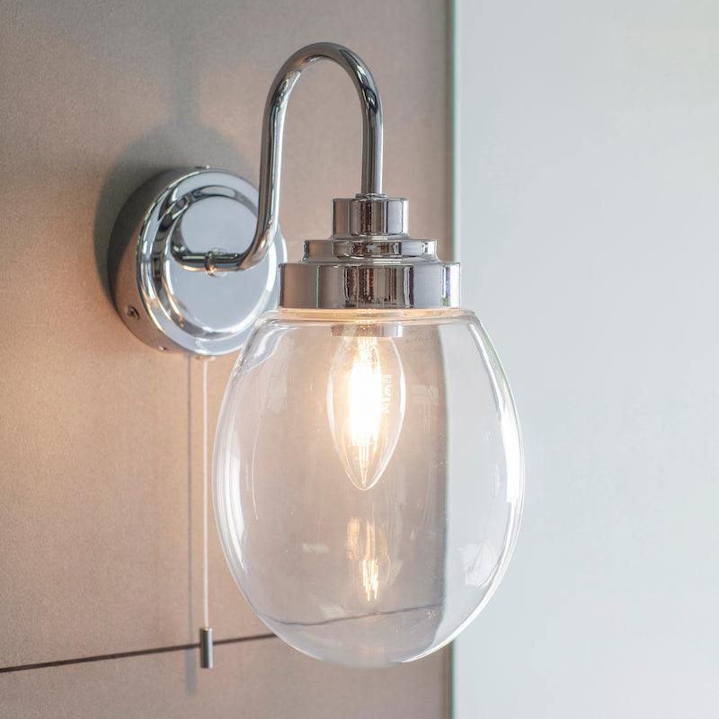 Hampton 1 Light Glass & Chrome Bathroom Wall Light - IP44